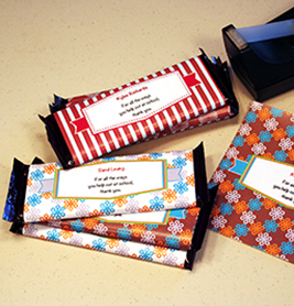 Quick and easy volunteer appreciation gifts - candy bar tag