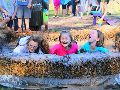 Easy ways to boost your school fun run fundraiser: obstacle course